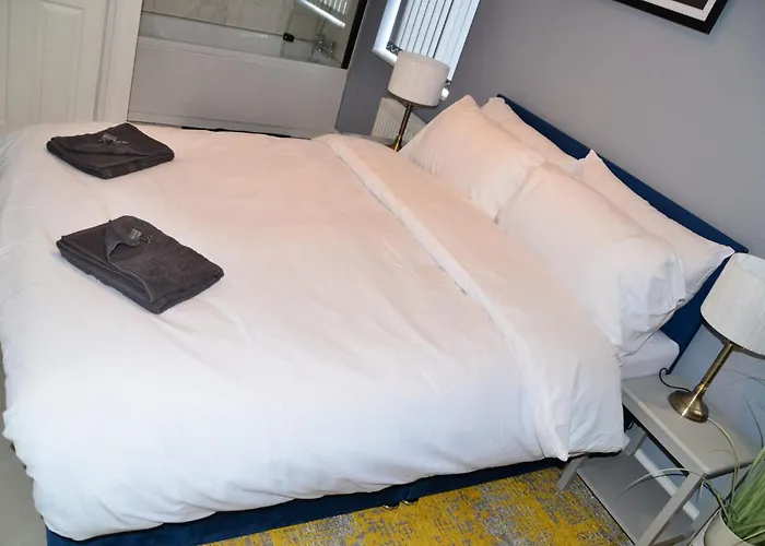 Blok 3 -Jacuzzi Suites, Apartment & Ensuite Rooms Blackpool