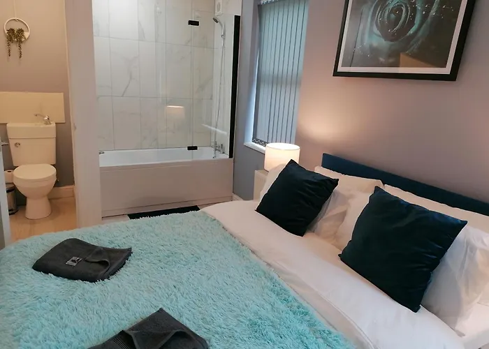 Blok 3 -Jacuzzi Suites, Apartment & Ensuite Rooms Blackpool